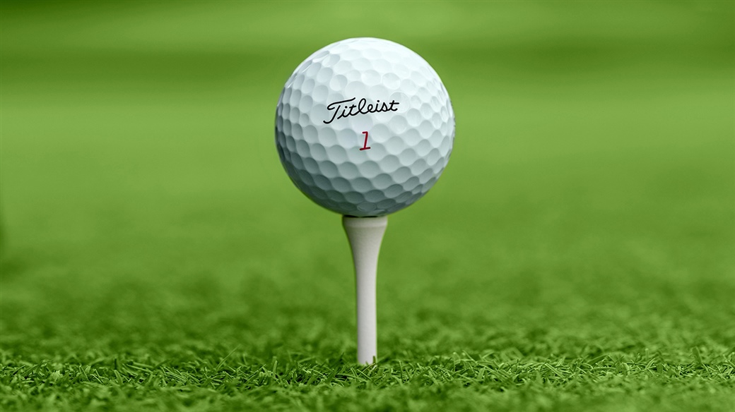 The winner of the 2019 WGC - FedEx St. Jude Invitational teed up a Titleist Pro V1x golf ball.